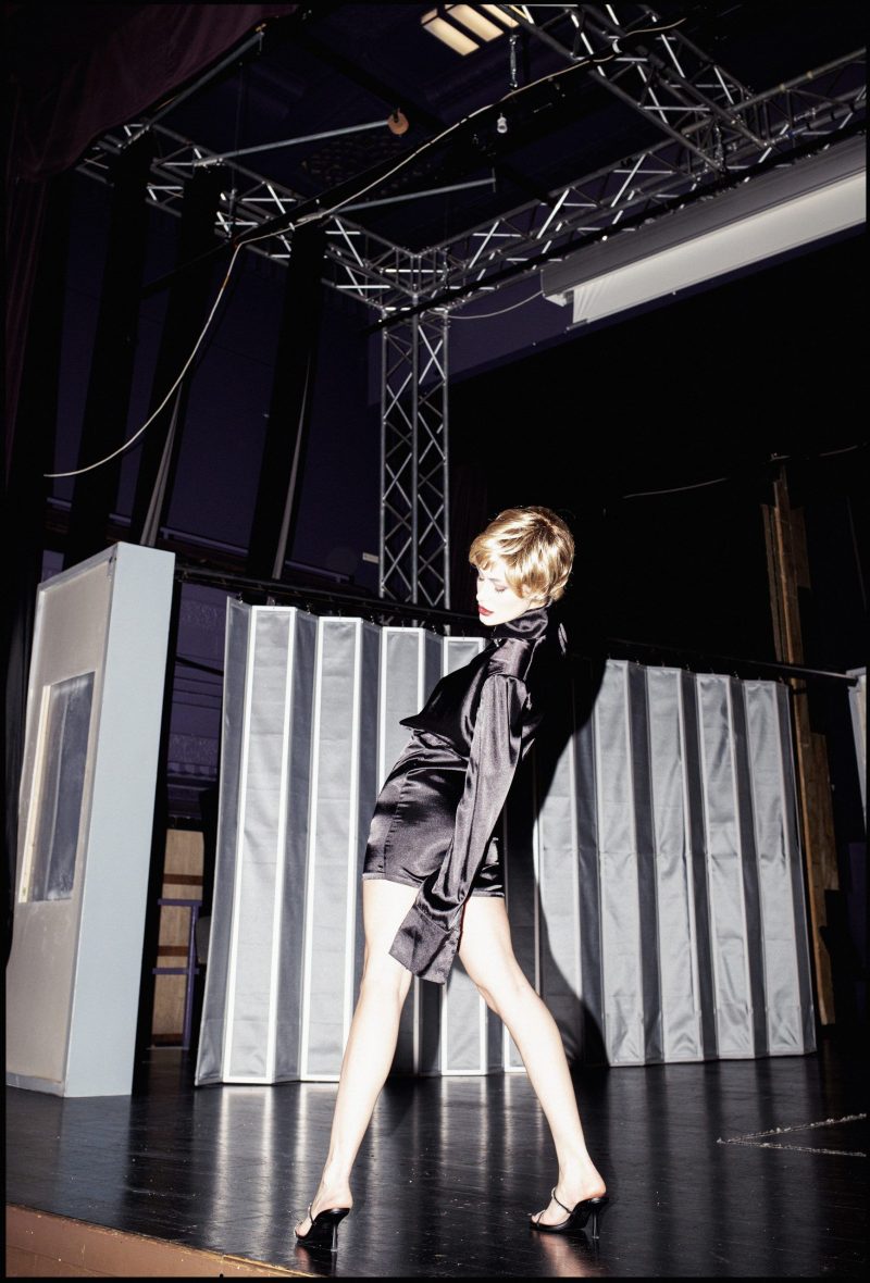 Chaotic -Rochie Thriller 15