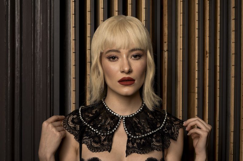 Chaotic-Guler-Chandelier-Reflection-4